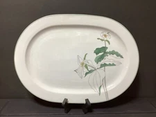 BLOCK TRILLIUM 15" Oval Platter (B19-012025)