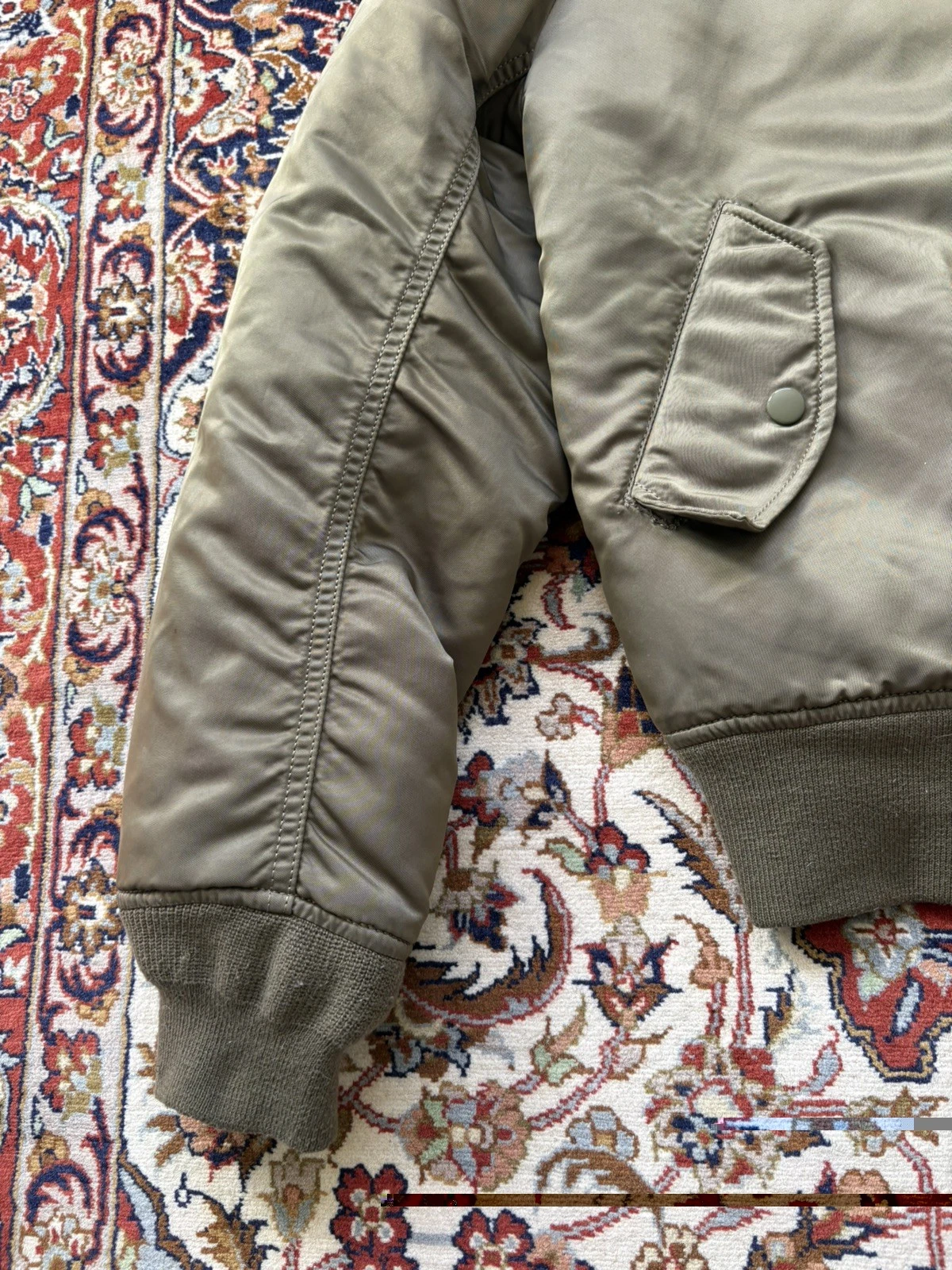 Alpha Industries MA-1 Intermediate bomber Flyers jacket men's large slim Fit - product detail image 2