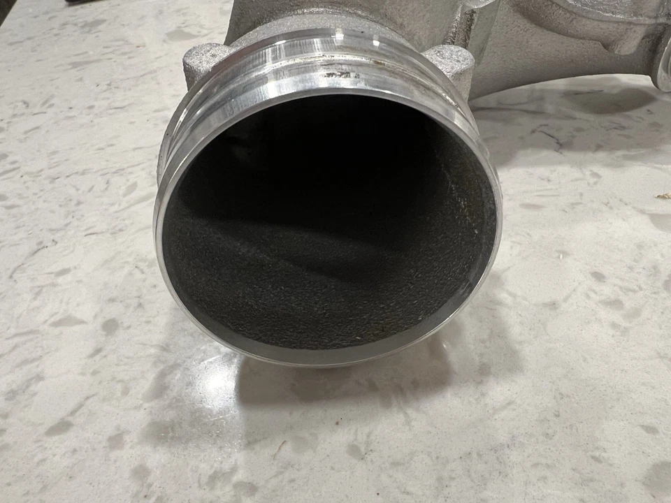 Tubo de entrada turbo Audi TT/RS 2,5 L OEM# 07K133359H NUEVO Foto 4 de 4