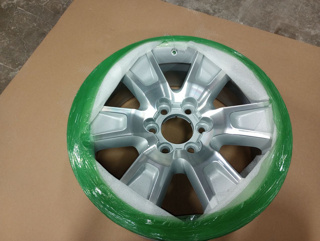 Aluminum 20x8.5 6x135mm Wheel AL3Z1007G Fits 09-13 F150 2970675