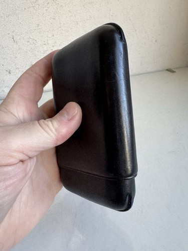 Davidoff Triple Cigar Case Holder for 3 pieces Leather Black 12x8cm Telescopic - Picture 22 of 24