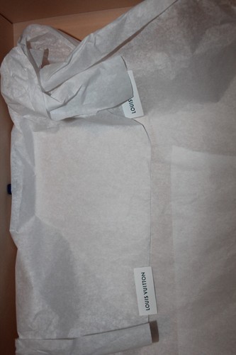 Authentic LOUIS VUITTON Extra Large Magnetic Box 19x18x3" Ribbon Receipt More! - Picture 7 of 9