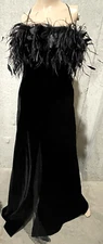 VALENTINO Vintage Boutique Feather Embroidered Velvet Long Gown Dress US 6 IT 42