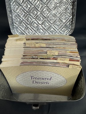 Grandma s Kitchen Treasured Family Recipes - 300+ Recipe Cards - Metal Storage