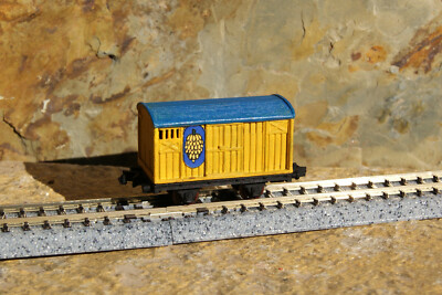 1 N Scale Nanner Wagon Banana Van Freight Car Boxcar