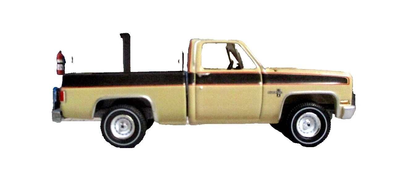 Литые модели автомобилей, грузовиков и фургонов Chevrolet пластик масштаб 1:64