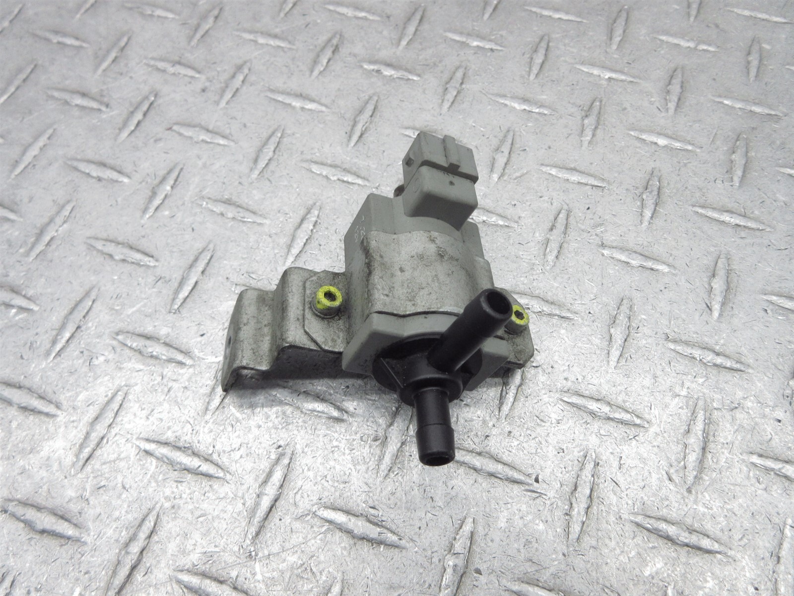 2008 Ferrari F430 Spider 178309 RH Rear Right Passenger Side Solenoid Valve