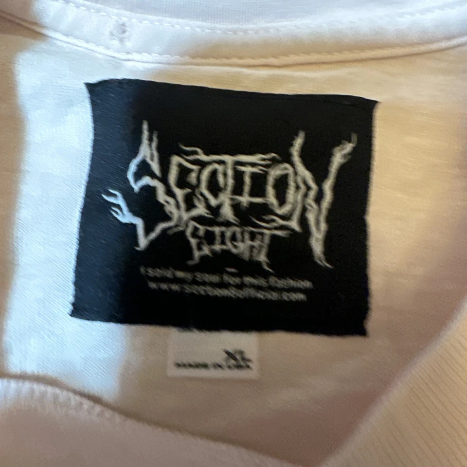 Camiseta CD rosa manga larga Section Eight talla XL EE. UU. Foto 4 de 4