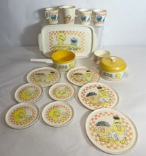 Vintage Sesame Street Chilton 16 Pieces Tea Set Bert Cookie PLEASE READ