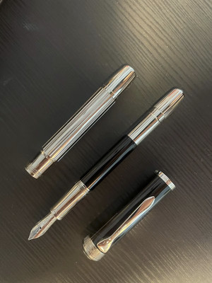 Pelikan Majesty M7005 REVIDIERT bei Pelikan - Kolbenfüller M Feder