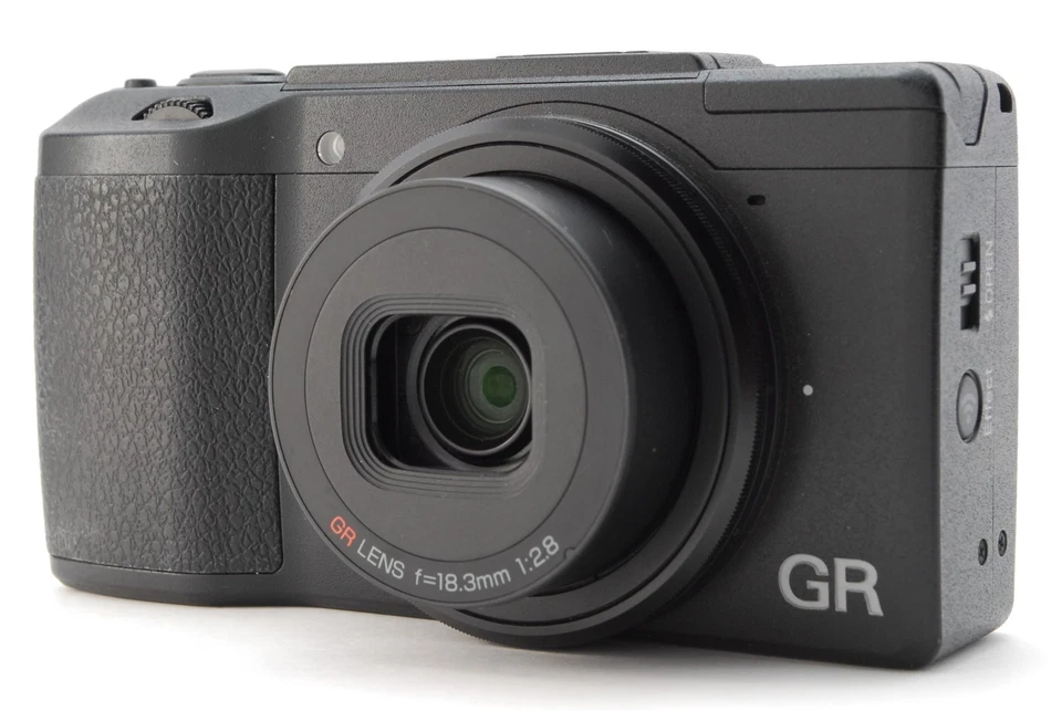 "Near MINT w/Box" Ricoh GR II 16.2 MP Point and Shoot Compact Digital Camera - Image 2 of 4