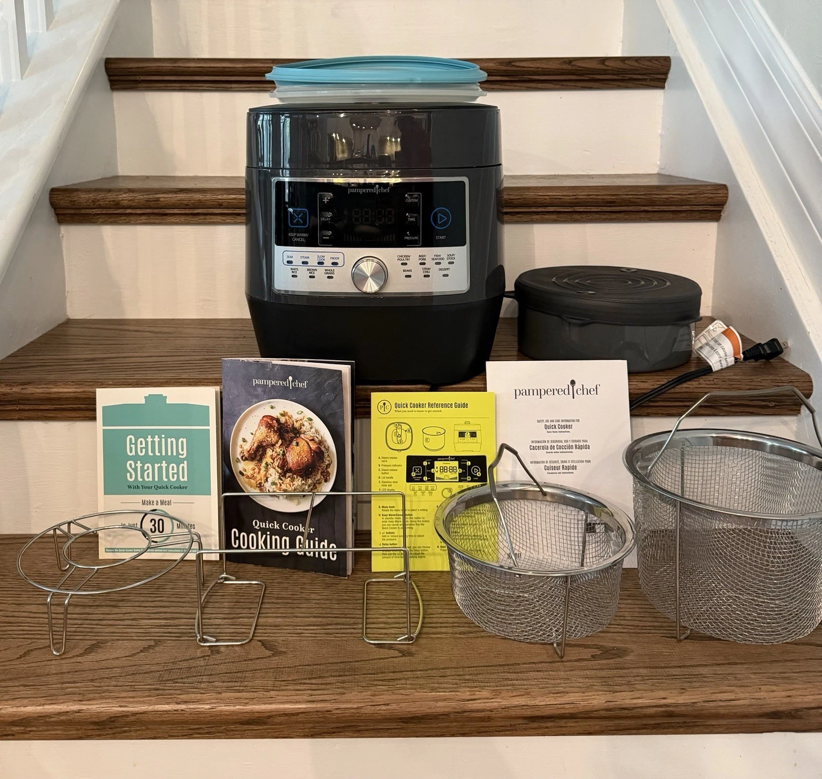 Pampered Chef Quick Cooker #100011 - Pressure Cooker