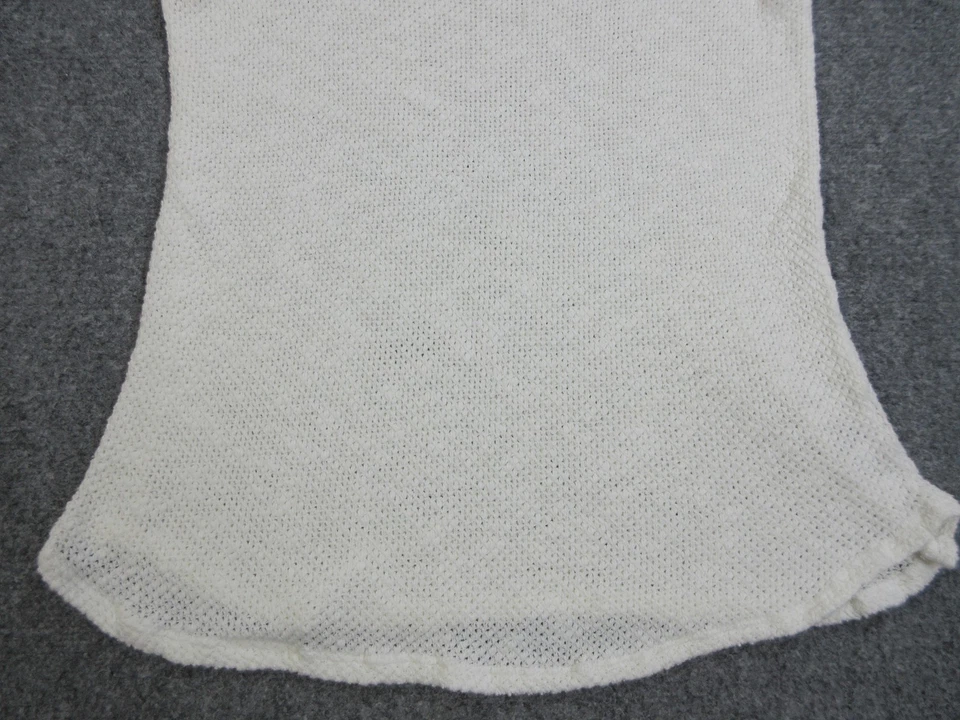 Camiseta sin mangas de terciopelo para mujer mediana blanca tejida sin mangas cuello redondo hecha en EE. UU. Capa Foto 2 de 4