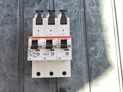 ABB Shu S 751/3 E63, SLS Haupleitungsschalter