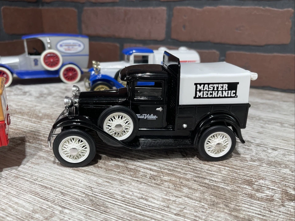 Liberty Classics Die Cast Banks lot of 5 Limited Edition Classics —FAST SHIPPING - Image 3 of 4