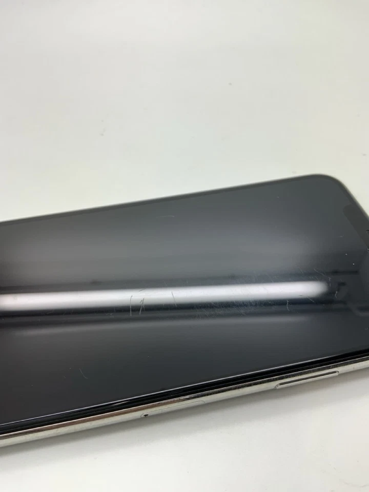 Apple iPhone 11 Pro Max 64 GB - Silber |PG2047-172355-DIFF| #Gut - Bild 4 von 4