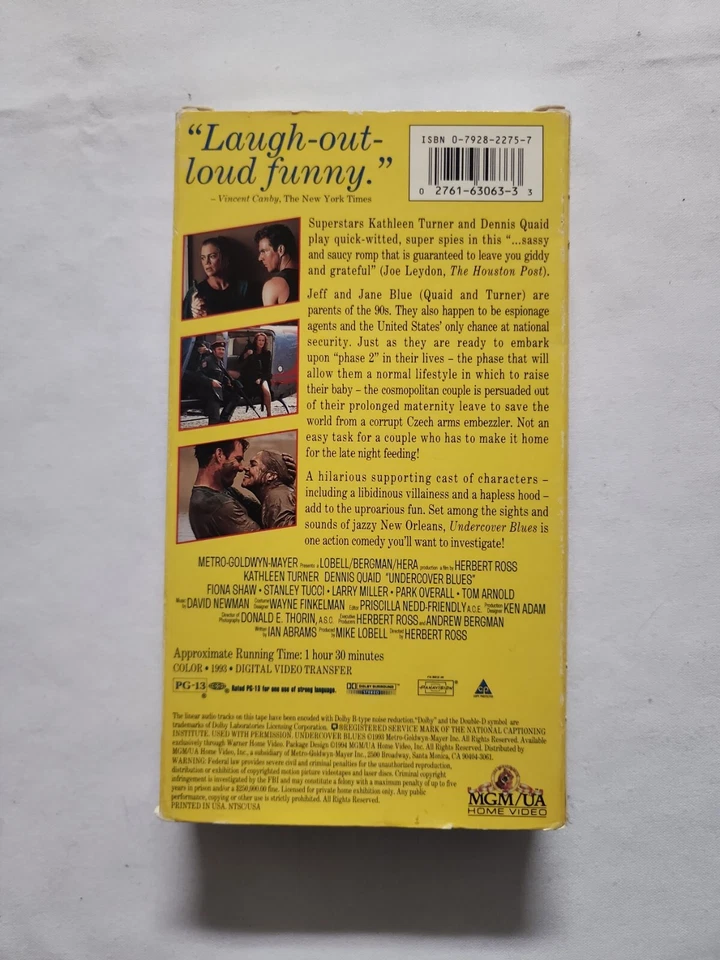 UNDERCOVER BLUES Dennis Quaid VHS Tape, COMPLETE/TESTED SEE PHOTOS (VHS51) Foto 2 de 4