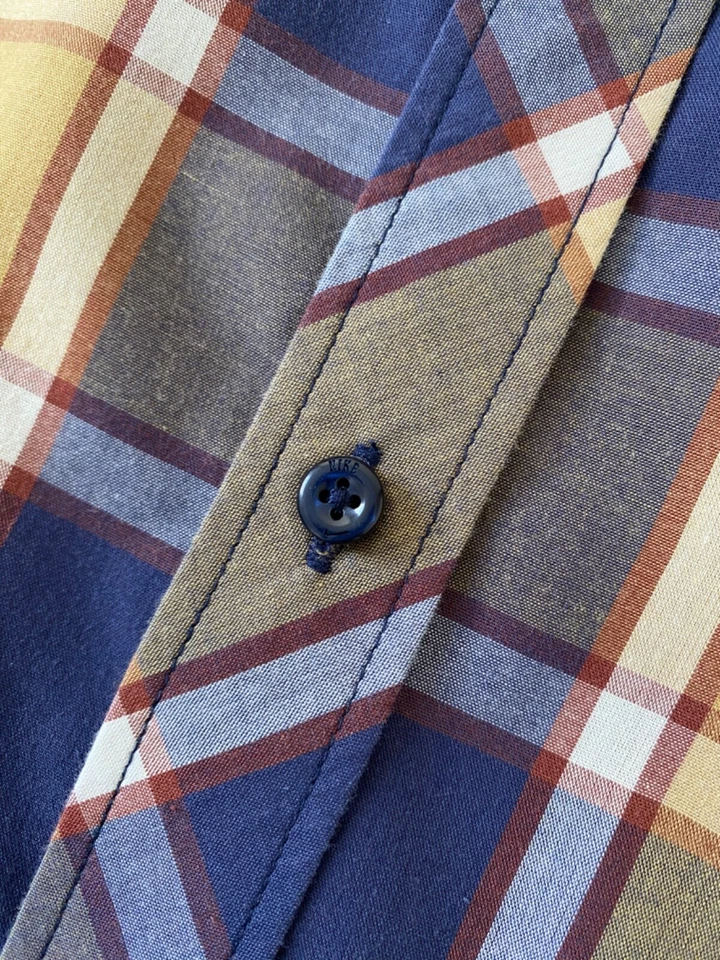 SUPER RARE NIKE LONG SLEEVE MULTI CHECK SHIRT L LARGE - Image 4 of 4