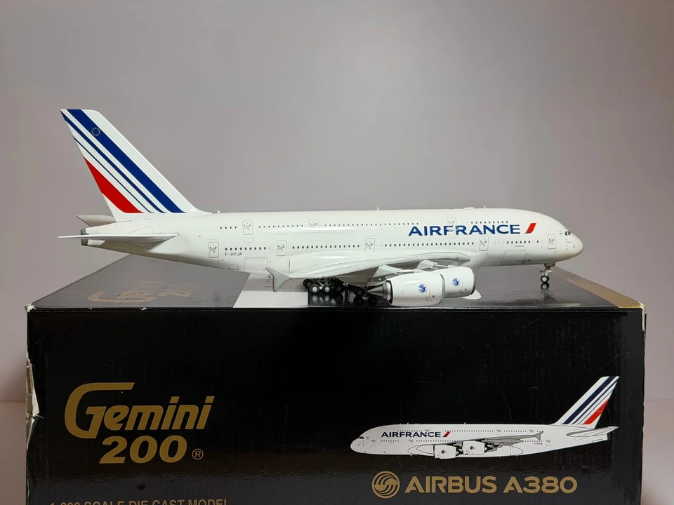 Gemini Jets 1:200 Air France Airbus A380-800 F-HPJA nuevo logotipo G2AFR421 Foto 2 de 2