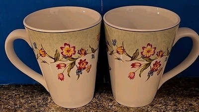 Set 2 EPOCH Exclusive GARDEN BLOOM Mugs E204 Floral Flowers NEW NEVER USED 12 oz
