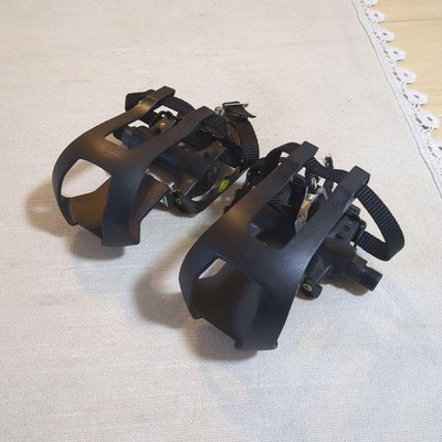 Bianchi Magma 7.2 Flat Pedale schwarz mit Zehenclips Riemen neu unbenutzt