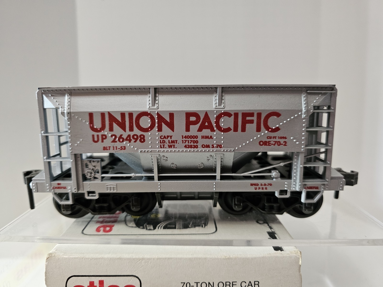 Vtg Atlas 6264 O Gauge 70 Ton Ore car with Custom Coal Load, Union Pacific 26498