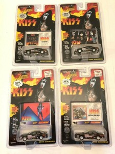 johnny lightning kiss cars