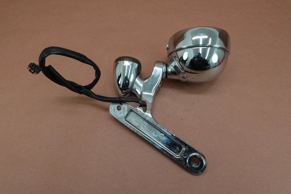 Conjunto de lámpara de paso derecho Harley Davidson Street Glide 2001-2006 cromada Foto 4 de 4