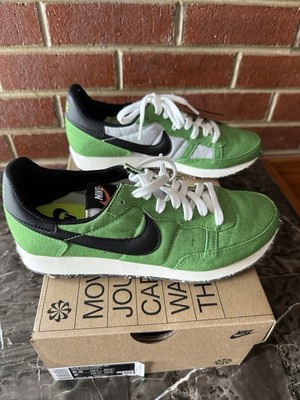 NIKE CHALLENGER OG MEAN GREEN/BLACK-SAIL-WHITE Men s 6.5 Women s 8.0