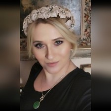 VINTAGE Cream Beige Floral Hair Fascinator   Old Hollywood Glam Collectible