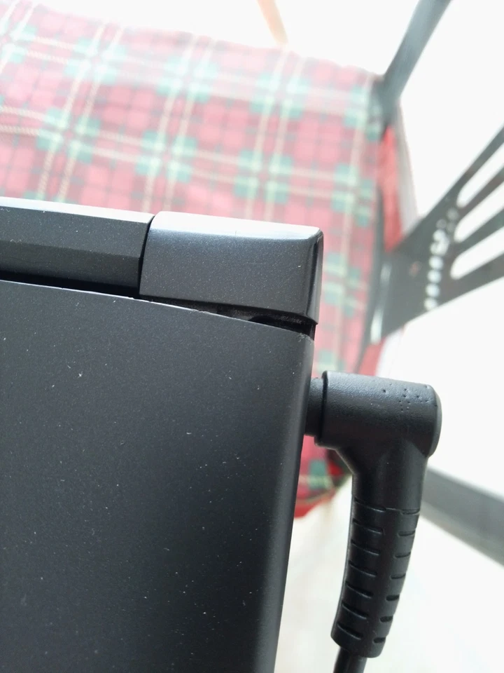 Laptop msi GP62 (Funzionante con dei difetti) Intel i7 8 GB RAM - Immagine 3 di 4