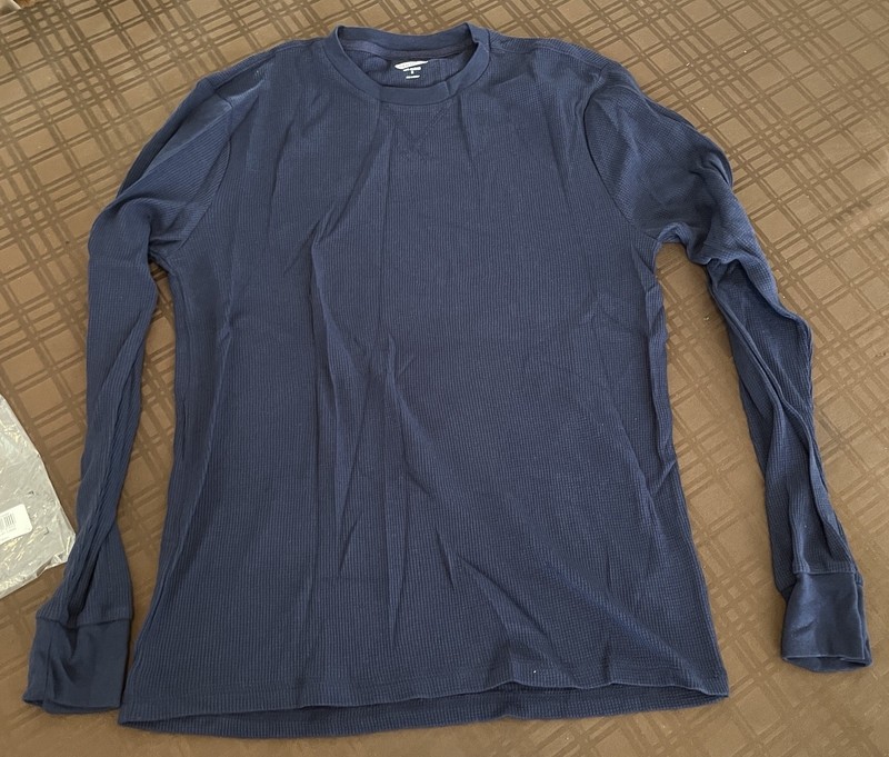 Old Navy Men’s Medium Navy Blue Thermal Shirt