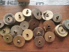 Fusee Uhrenriemenscheiben, Messing, verschiedene Gr&ouml;&szlig;en, antike Uhrenteile #R741