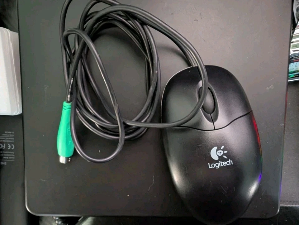 Logitech Mouse LOT x 3 / M100 / SBF96 / LX3 - Image 4 of 4