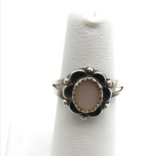 Vintage 925 Sterling Silver Mother Of Pearl Flower Southwest Band Ring Size 6