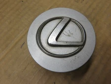 LEXUS WHEEL CAP A SET OF 3 PIECES CENTER CAP WHEEL CENTER CAP OEM SET OF 3