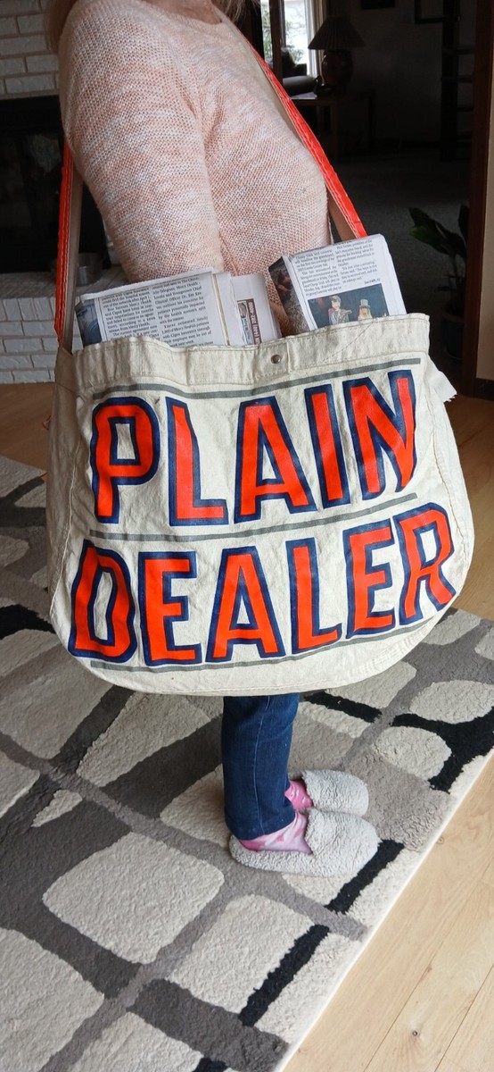 60s PLAIN DEALER ニュースペーパーバッグ ヴィンテージ 60s PLAIN DEALER NEWSPAPER BAG | moonbirds vintage