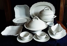 29tlg.  KPM BERLIN NEUGLATT SPEISE ESS TAFEL SERVICE gut erhalten,  1. + 2. Wahl