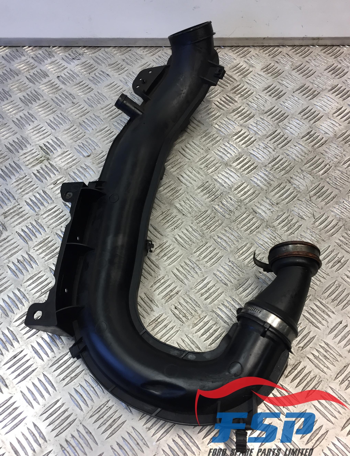 FORD MONDEO MK4/CMAX/GALAXY 2.0 DIESEL ZETEC 20102014 AIR INTAKE HOSE
