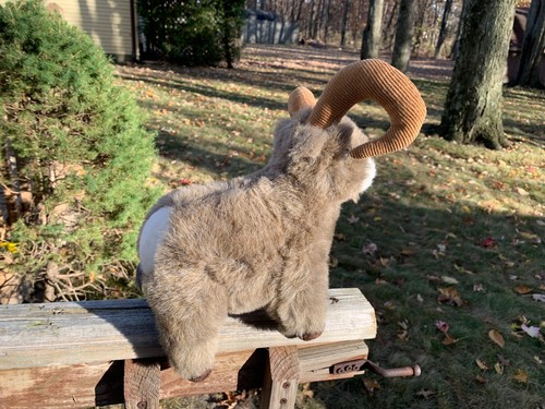 NEW With TAG - Plush Big Horn Sheep Buster 11" Platte River Trading 4649 RETIRED - Picture 2 of 4