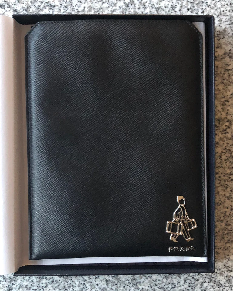 PRADA Ipad Mini Hülle Case Saffiano Leder Page Neuwertig Schwarz Originalkarton