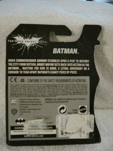 DC Batman: Dark Knight Figurine Mattel Factory Sealed - Picture 2 of 3