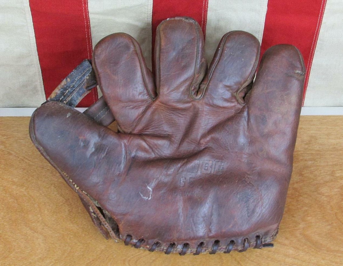 Vintage 1930s Globe Leather Split Finger Baseball Glove Chet