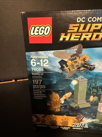 New Lego 76085 DC Comics Super Heroes Battle of Atlantis, box damage new
