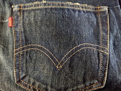 LEVI LVC 501XX VINTAGE 1955 BIG E RED LINE SELVEDGE JEANS 30 LEVI LVC 501XX VINTAGE 1955 BIG E RED LINE SELVEDGE JEANS 30