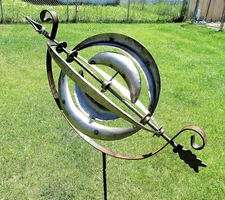 Heavy Duty Globe Weathervane Style Metal Welded Yard Stake Wind Spin Whirly-Gig