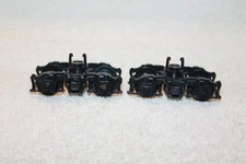 *** Athearn Blue Box Locomotive Parts *** 1-Pair Blomberg B Plastic Dummy Trucks