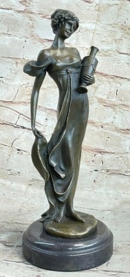 Elegante Signierte Art Nouveau Weibliche Bronze Statue Patoue Skulptur Angebot