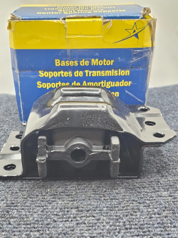 Westar EM-2637: Montaje de motor delantero para camioneta Chevy Suburban GMC K3500 K2500 Tahoe Foto 4 de 4