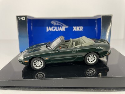 AUTOart Jaguar XKR Cabriolet - Racing Green 1:43 53701
